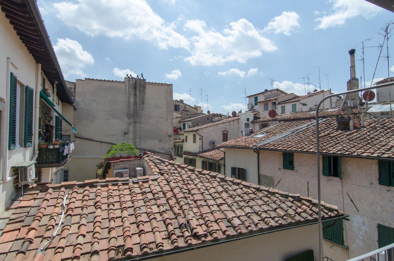 Authentic Flat In The City Center Florenţa Exterior foto