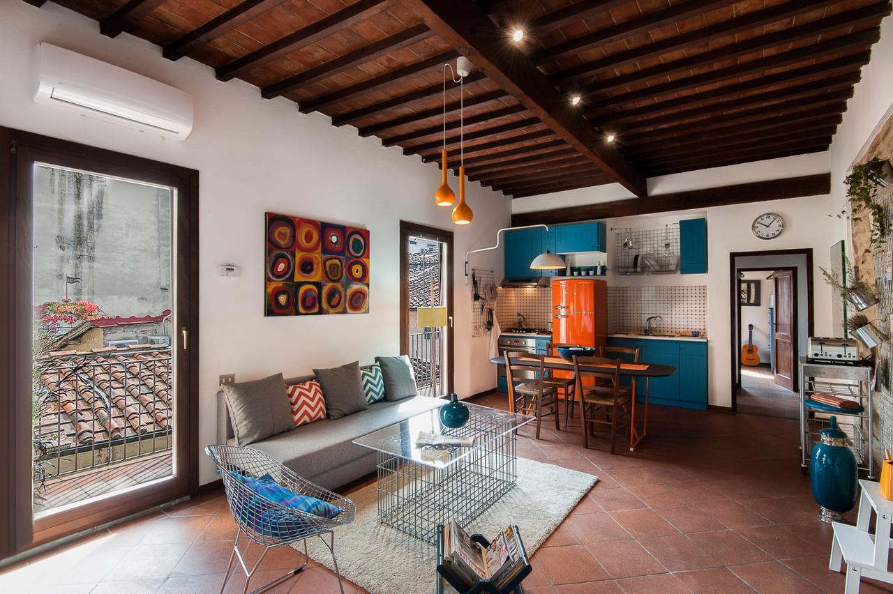 Authentic Flat In The City Center Florenţa Exterior foto