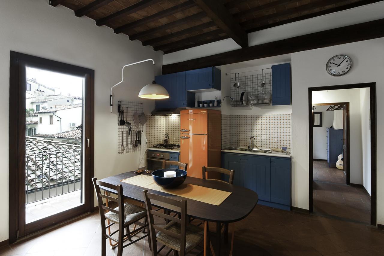 Authentic Flat In The City Center Florenţa Exterior foto
