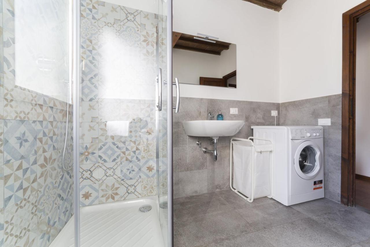Authentic Flat In The City Center Florenţa Exterior foto
